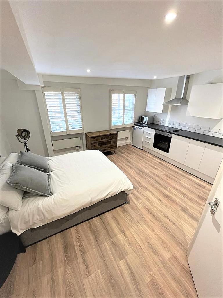 Goodge Street Apartments Лондон Екстериор снимка