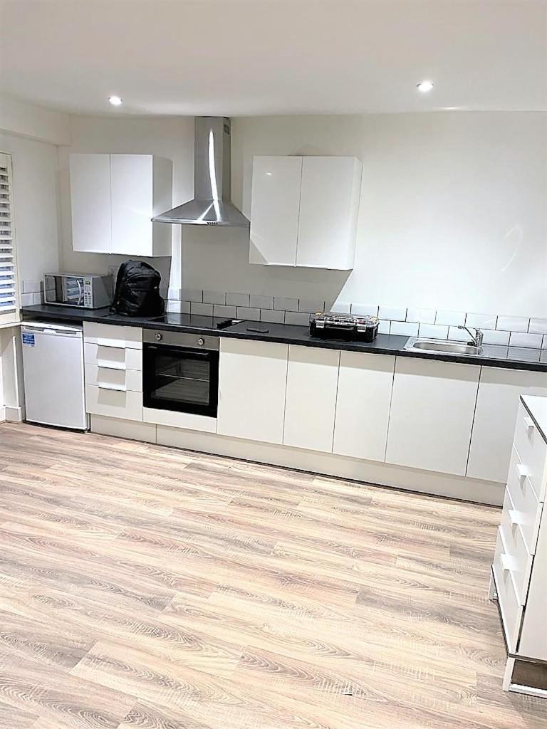 Goodge Street Apartments Лондон Екстериор снимка