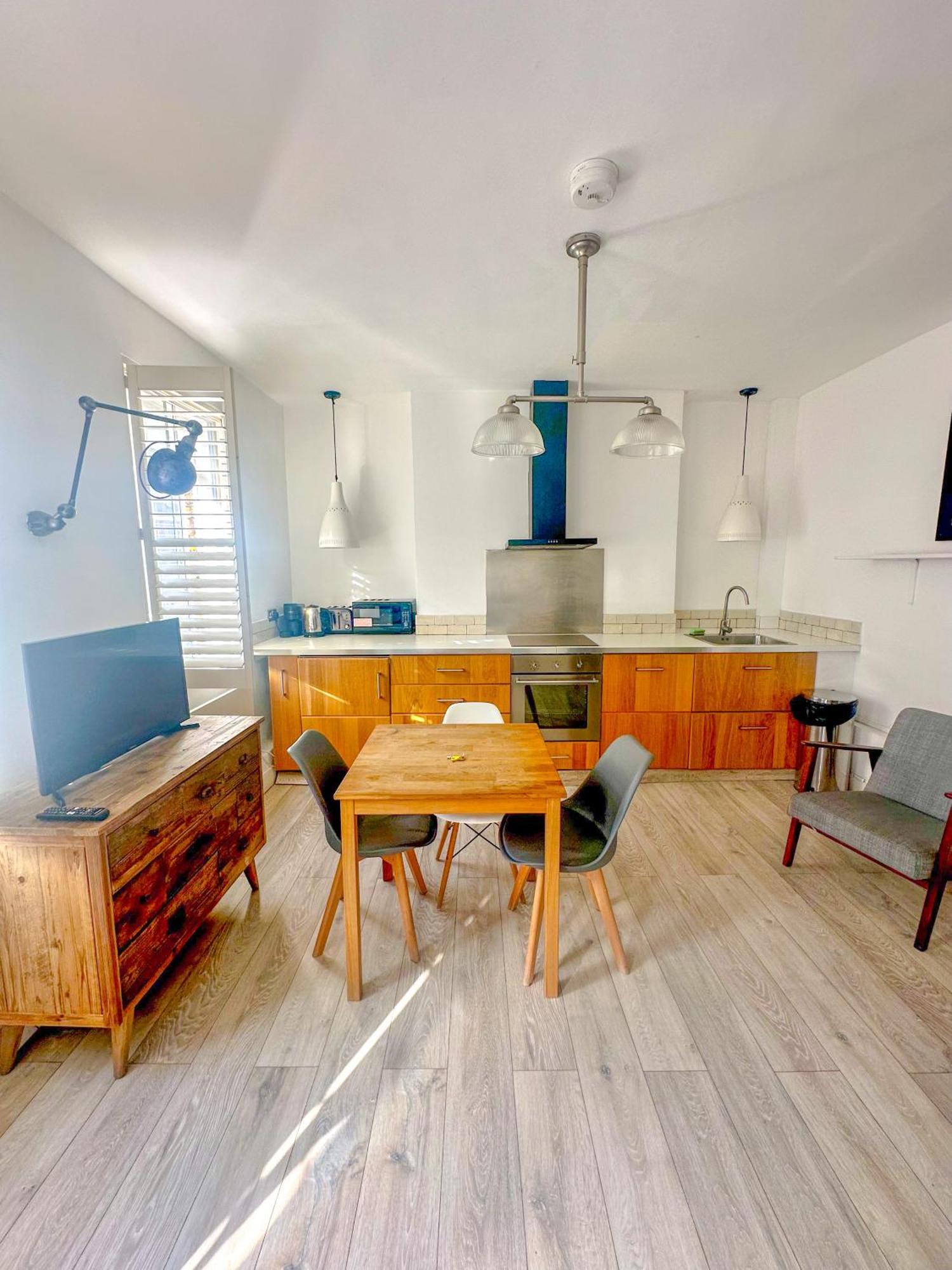 Goodge Street Apartments Лондон Екстериор снимка