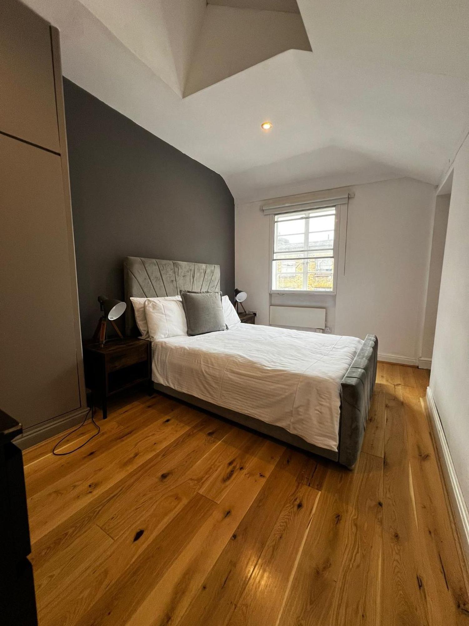 Goodge Street Apartments Лондон Екстериор снимка